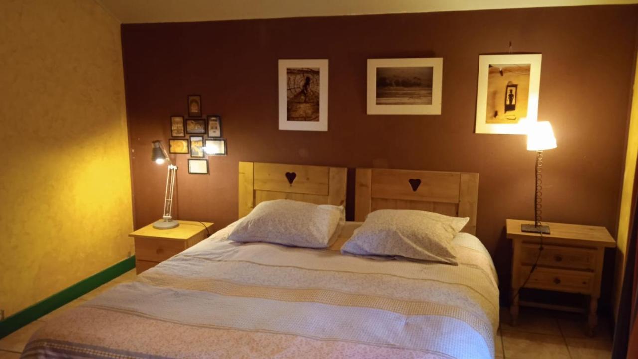 Bed and Breakfast Le Mas Franc à Enveitg Extérieur photo